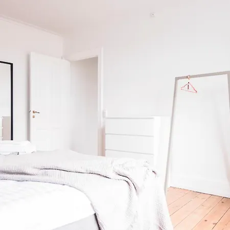 Beautiful 2-br W A Balcony In Norrebro - 74 Apartment *