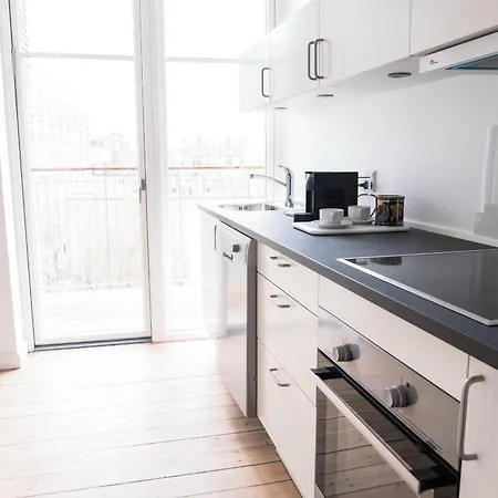 Beautiful 2-br W A Balcony In Norrebro - 74 Apartment *