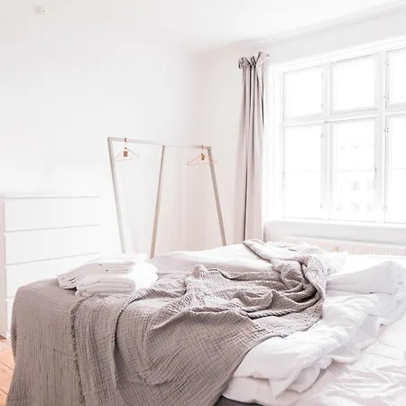 Beautiful 2-br W A Balcony In Norrebro - 74 * Kodaň